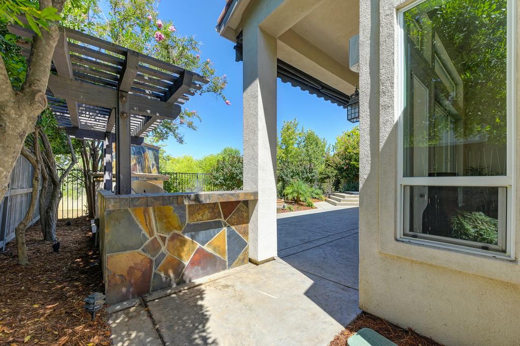 1729 Dornie Circle