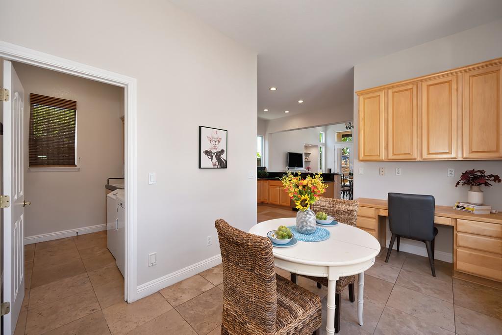 1729 Dornie Circle