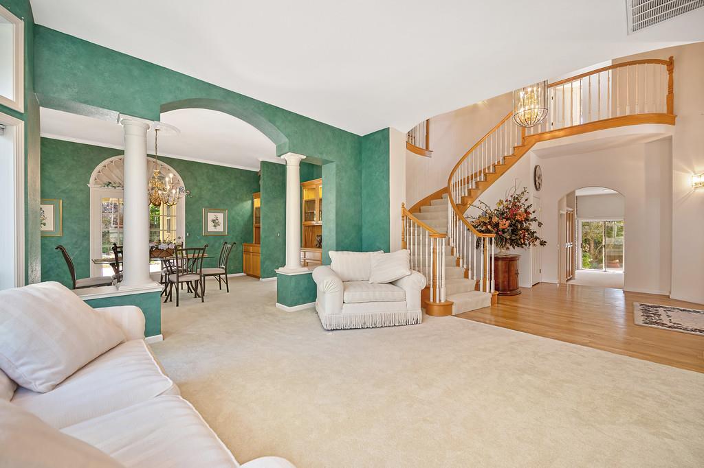 108 Copper Creek Drive