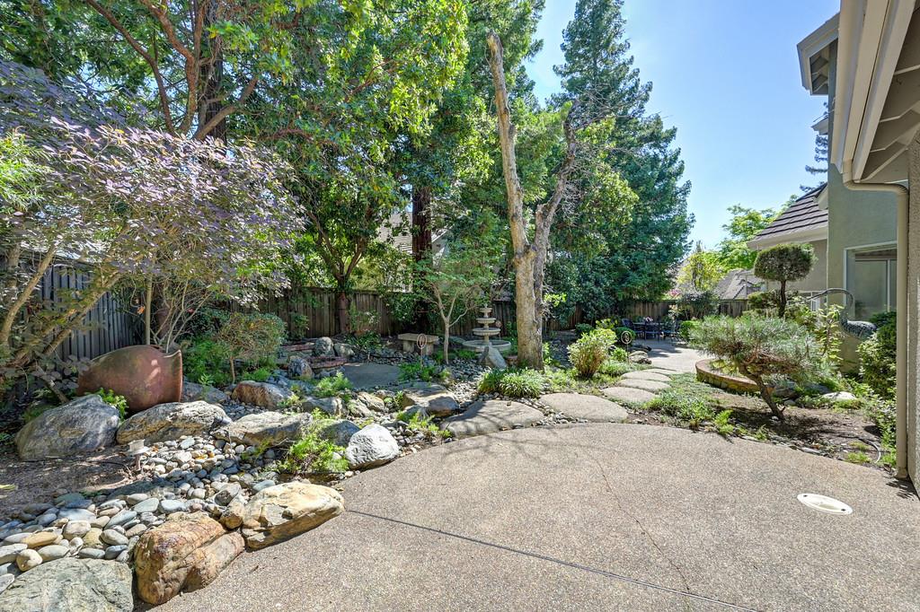 108 Copper Creek Drive