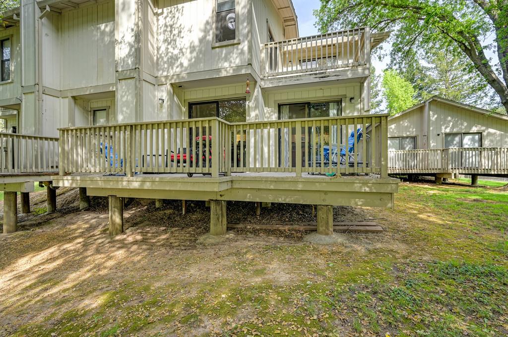7542 Pomerol Lane
