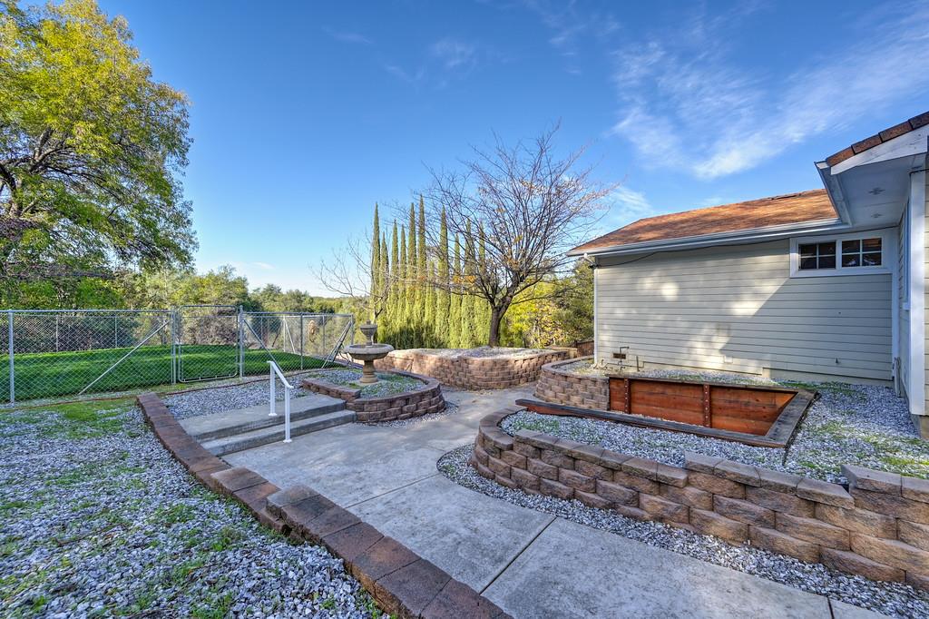 1244 Cold Springs
