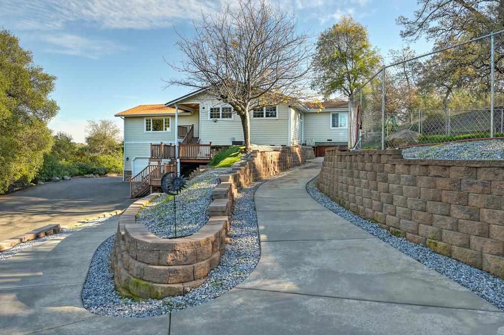 1244 Cold Springs