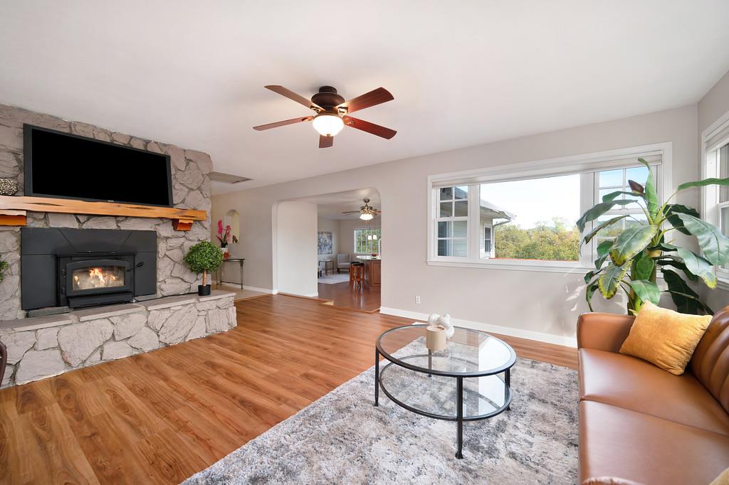 1244 Cold Springs
