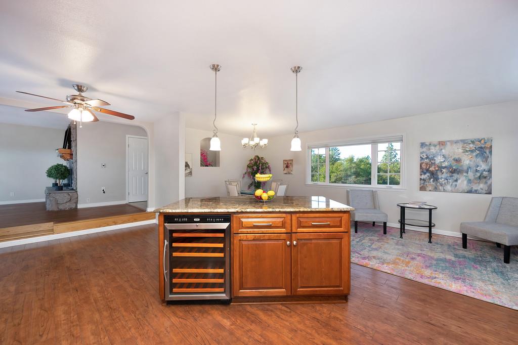 1244 Cold Springs