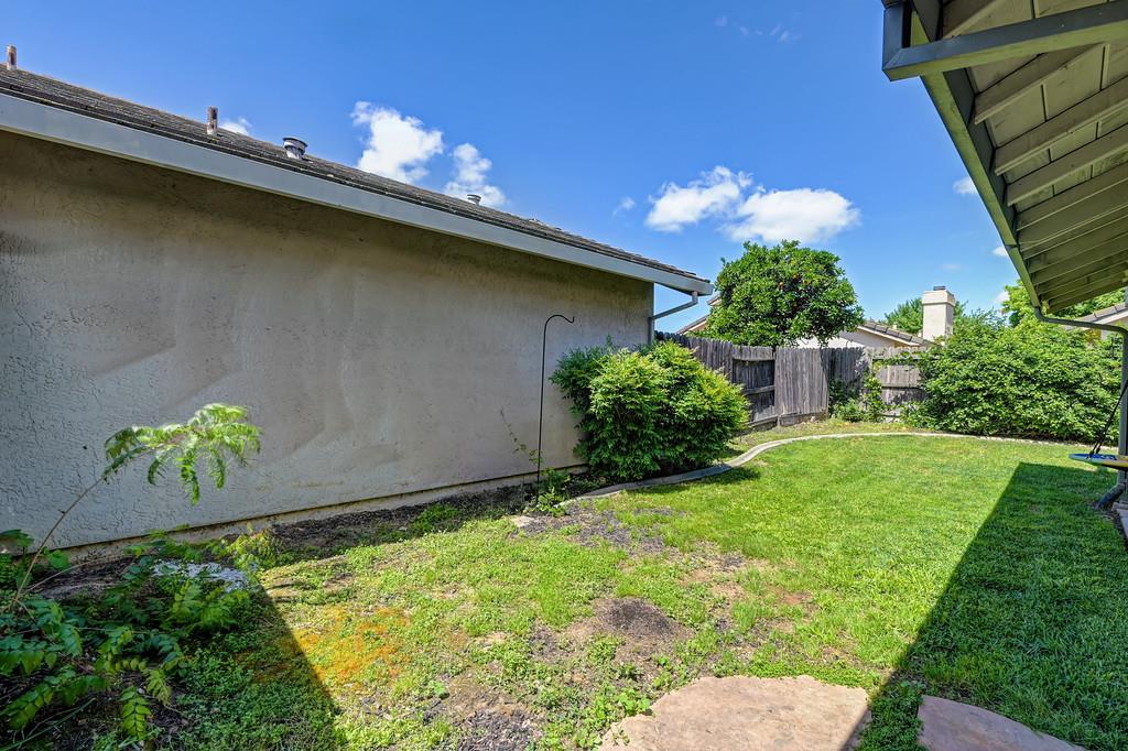 981 Vintage Oak Avenue