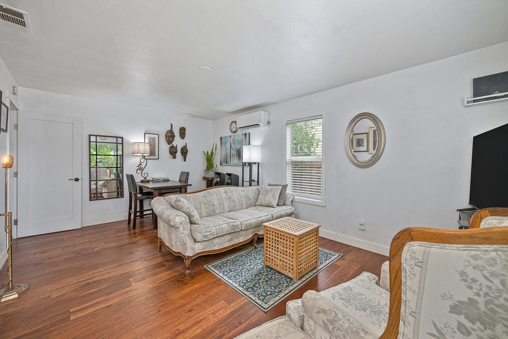 1013 Frienza Avenue