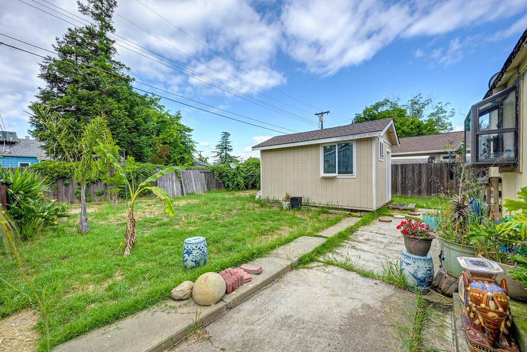 1013 Frienza Avenue