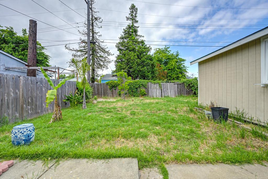 1013 Frienza Avenue