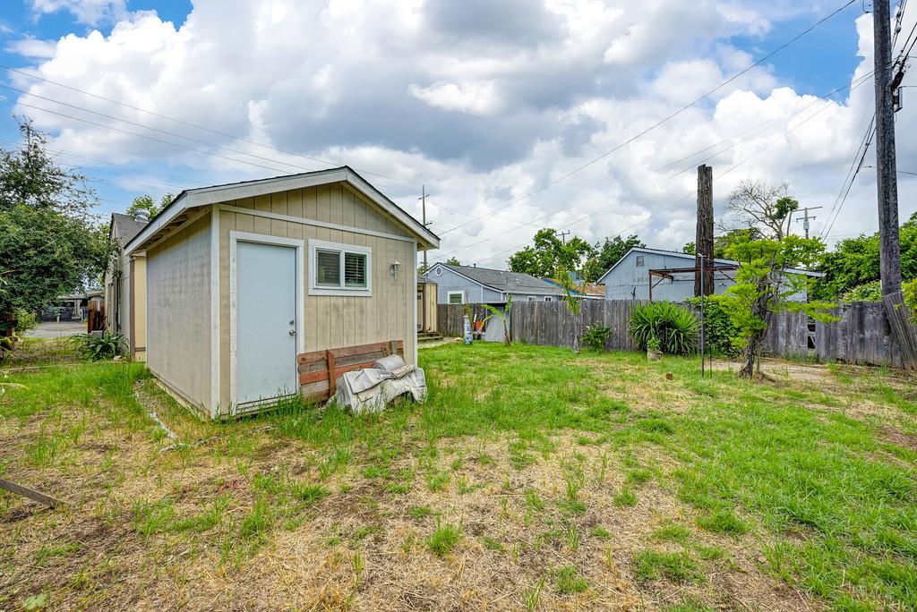 1013 Frienza Avenue