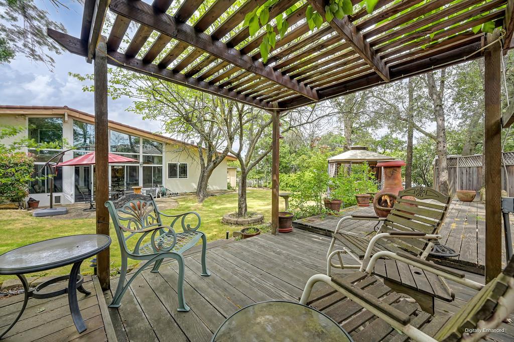 3025 Richardson Circle