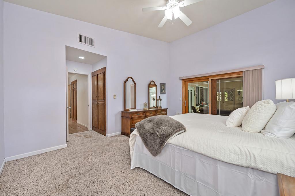 3025 Richardson Circle