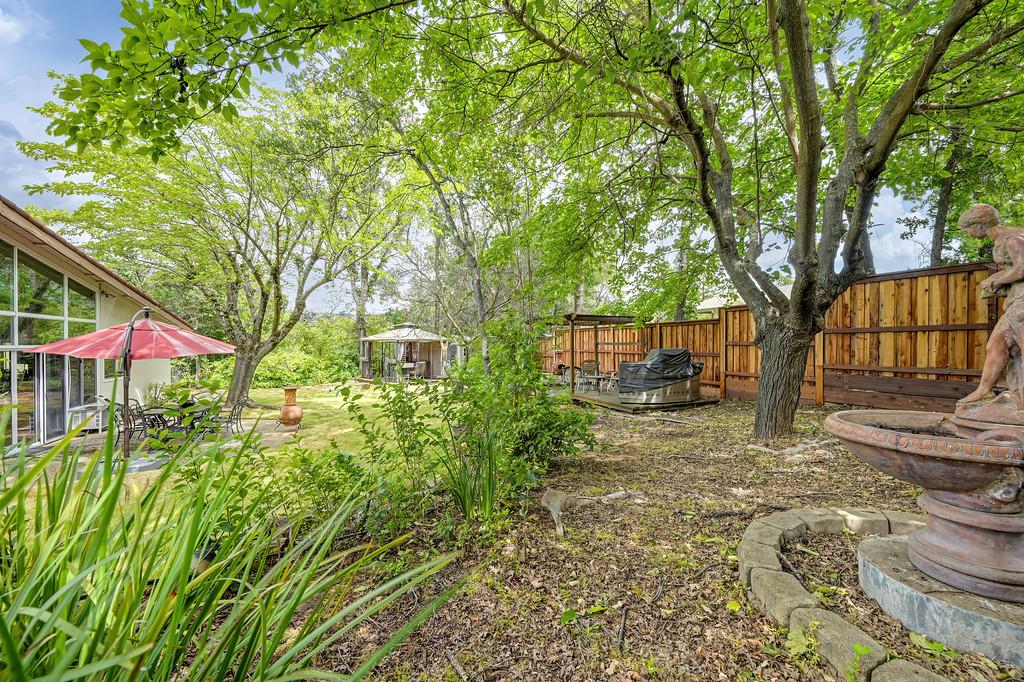 3025 Richardson Circle