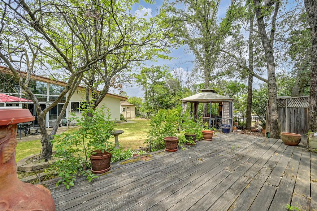 3025 Richardson Circle