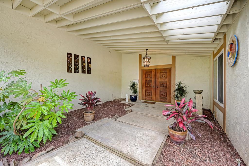 3025 Richardson Circle