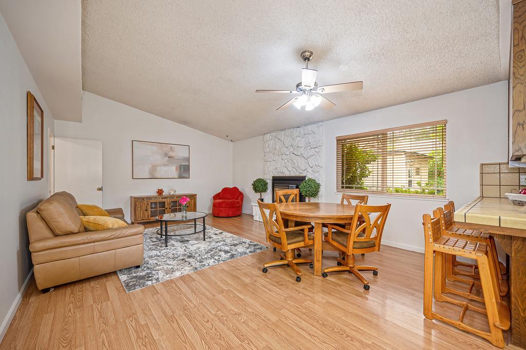 3025 Richardson Circle