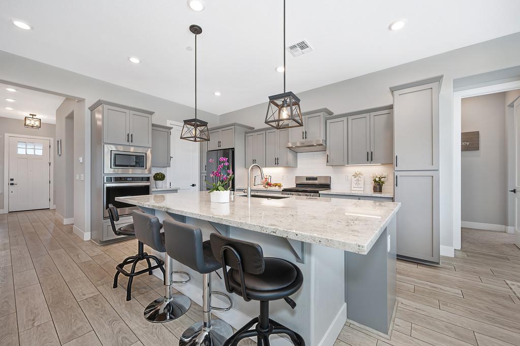 5033 Misty Ridge Drive