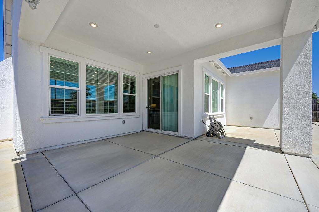 5033 Misty Ridge Drive