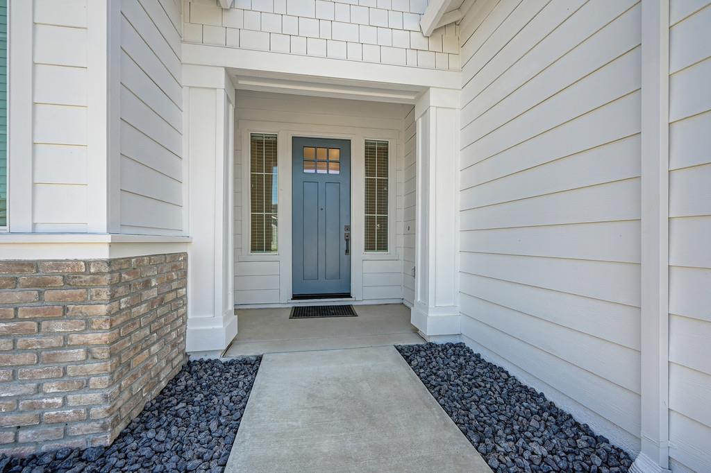 5033 Misty Ridge Drive