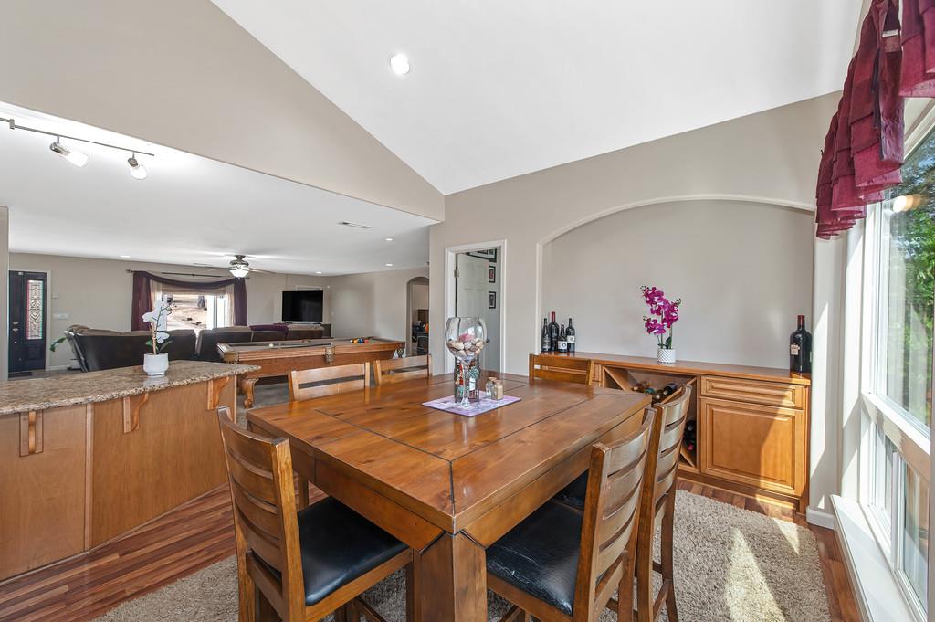 7529 Crystal Boulevard