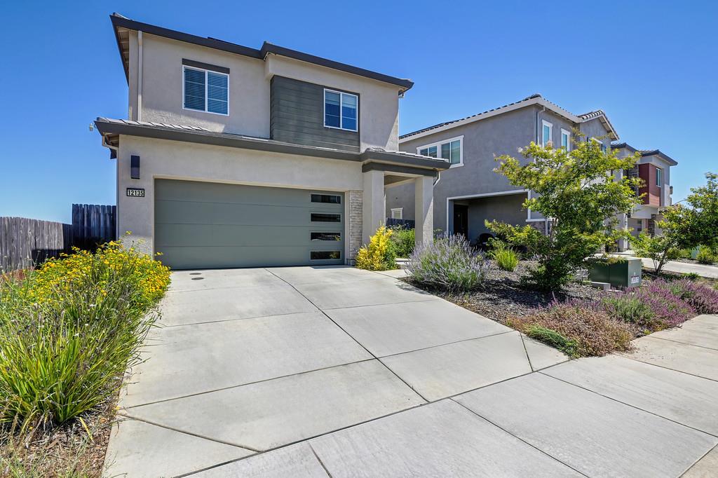 12135 Alamosa Drive