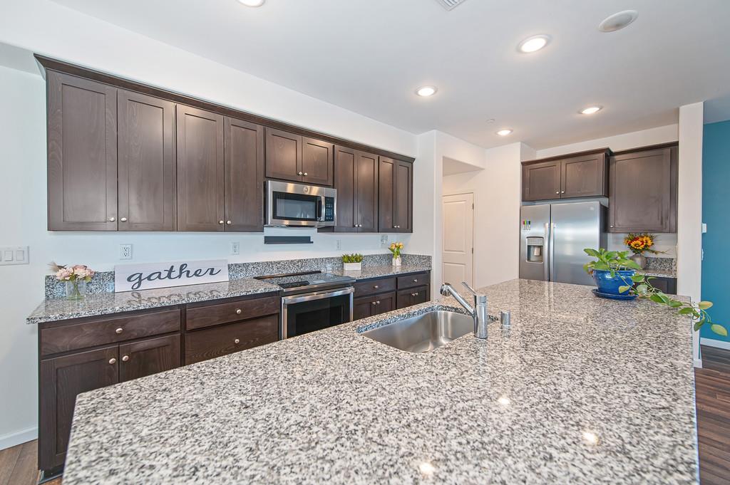 12135 Alamosa Drive