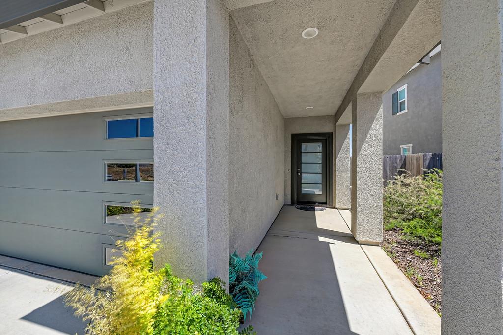 12135 Alamosa Drive