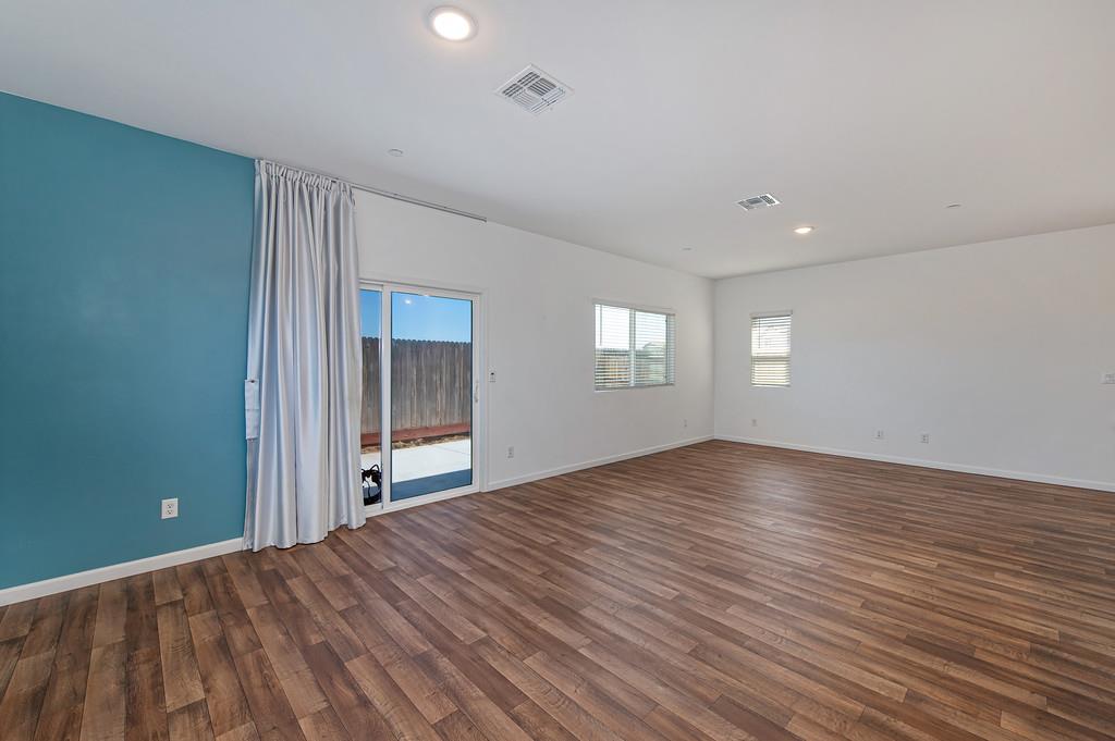 12135 Alamosa Drive