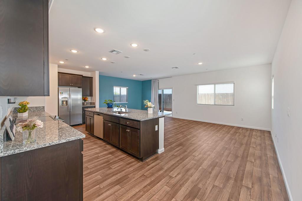 12135 Alamosa Drive