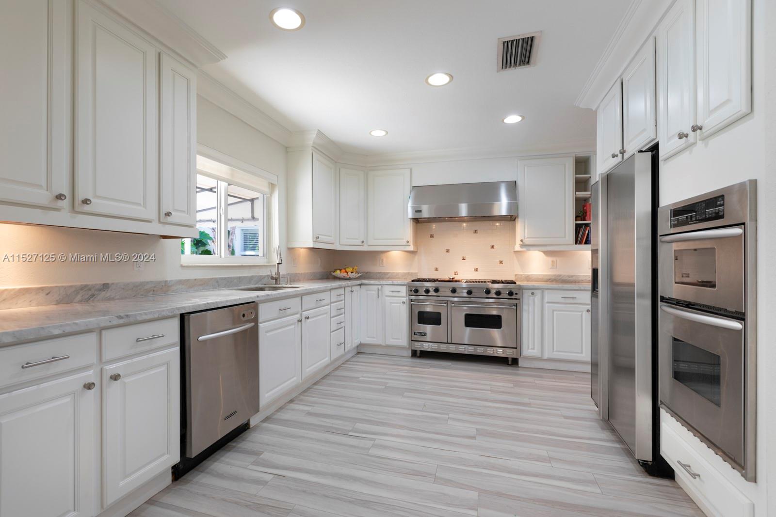410 Bargello Ave