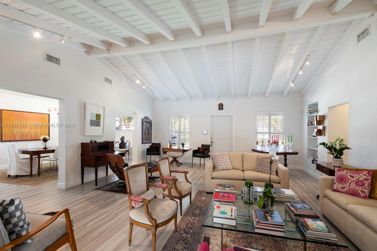 410 Bargello Ave