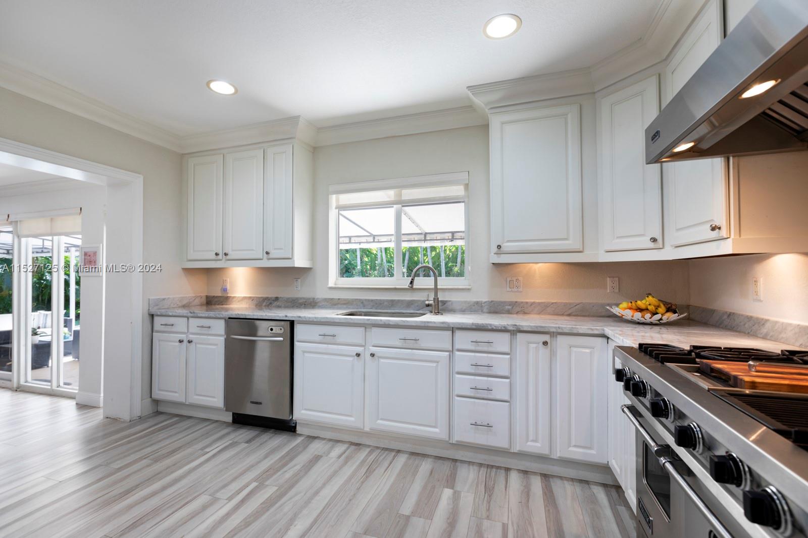 410 Bargello Ave