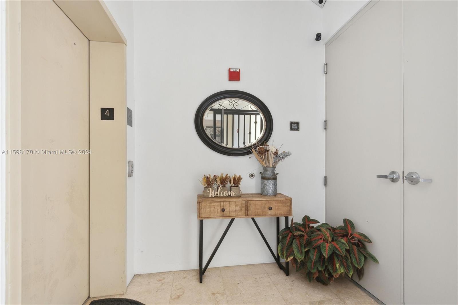 642 Valencia Ave # 405