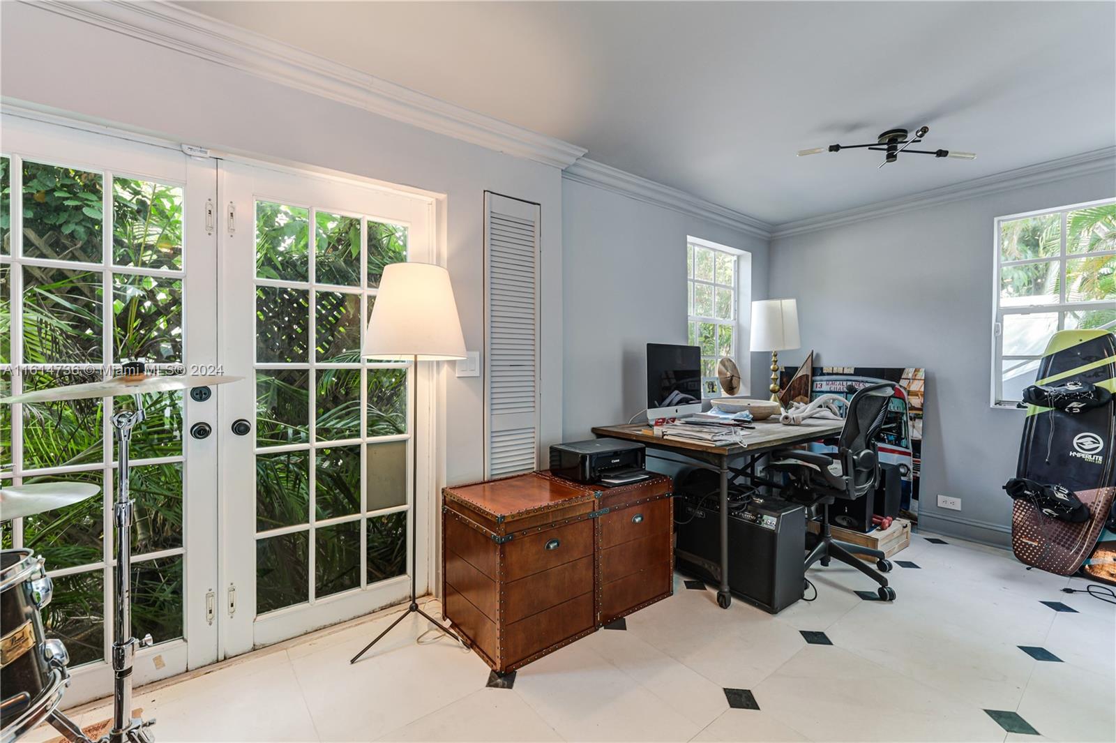 3370 Crystal Ct
