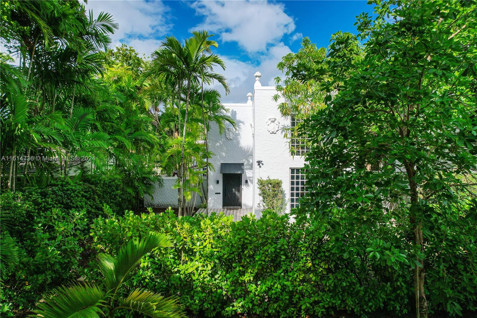 3370 Crystal Ct