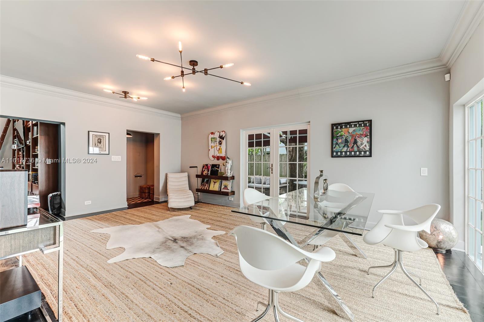 3370 Crystal Ct
