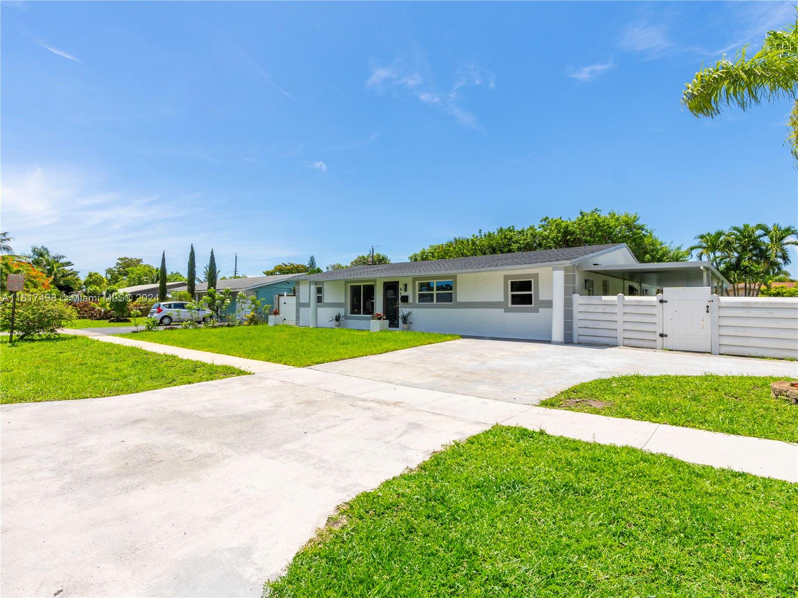 650 NW 38th Ct