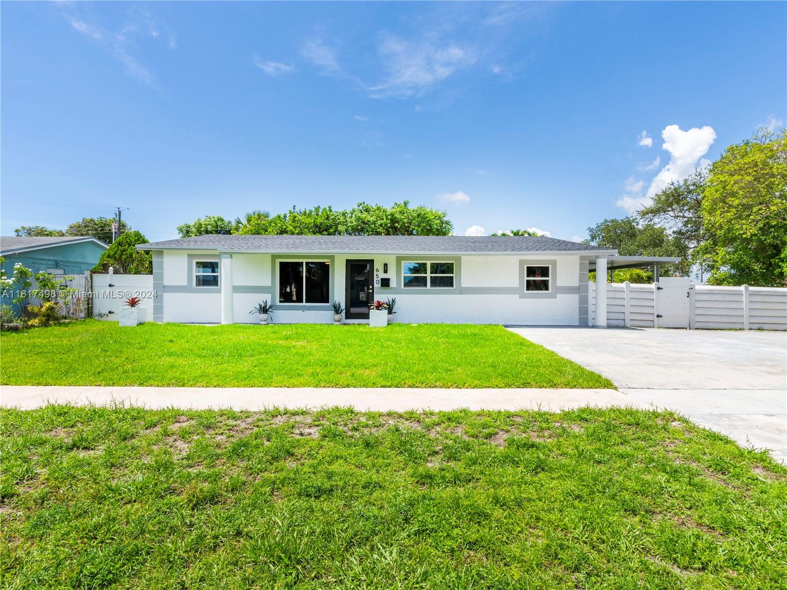 650 NW 38th Ct