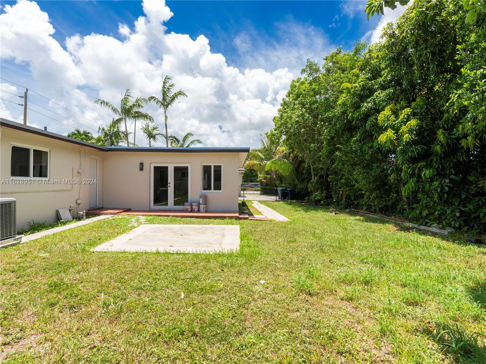 11621 SW 184th St