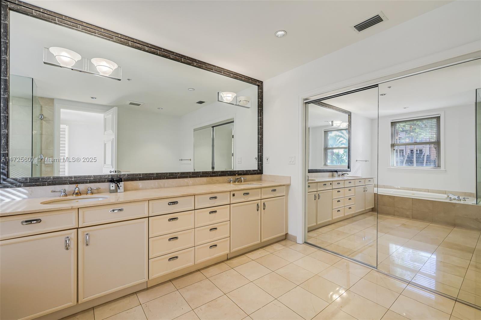 13637 Deering Bay Dr # 222