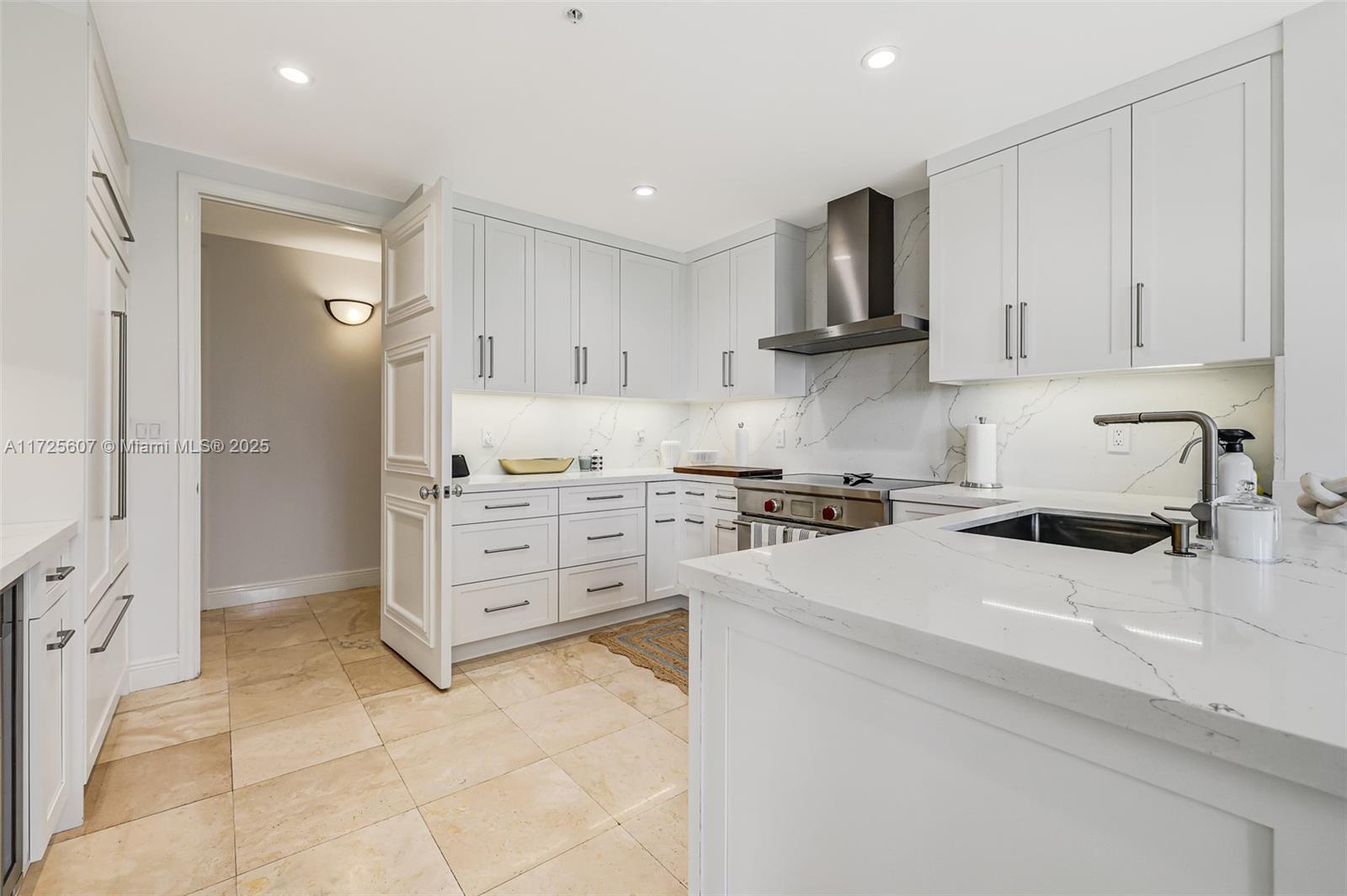 13637 Deering Bay Dr # 222