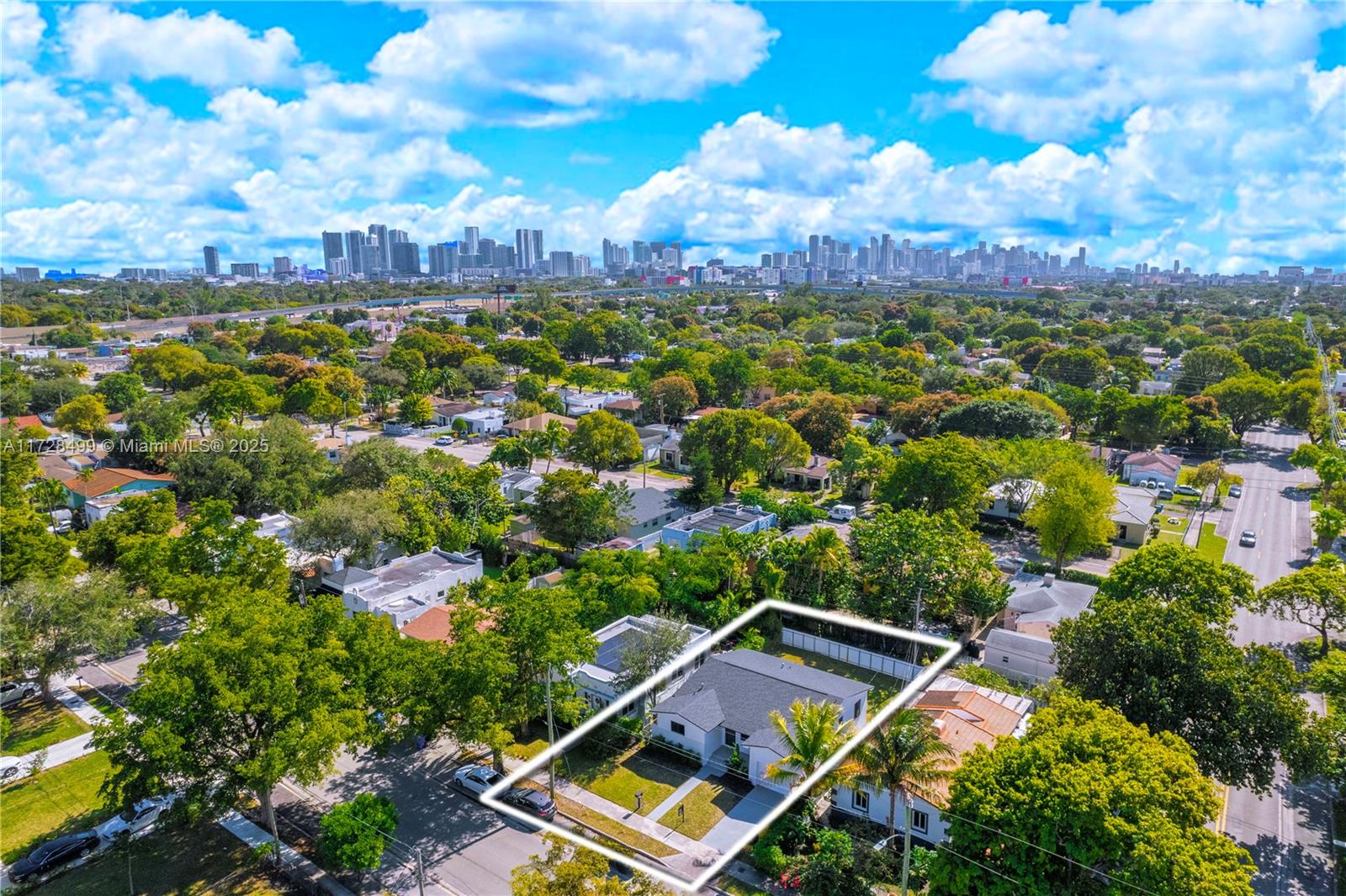 960 NW 50th St