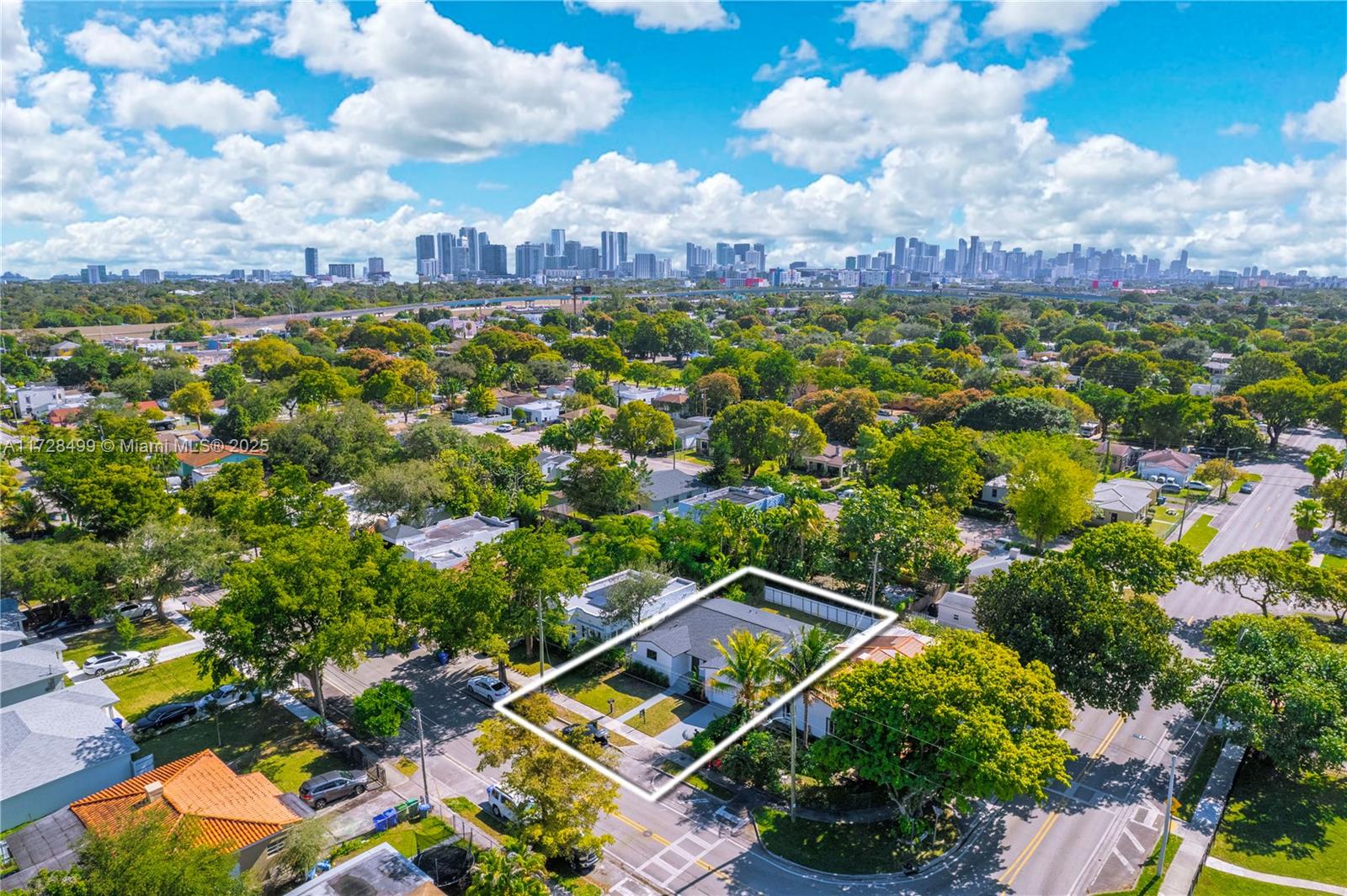 960 NW 50th St