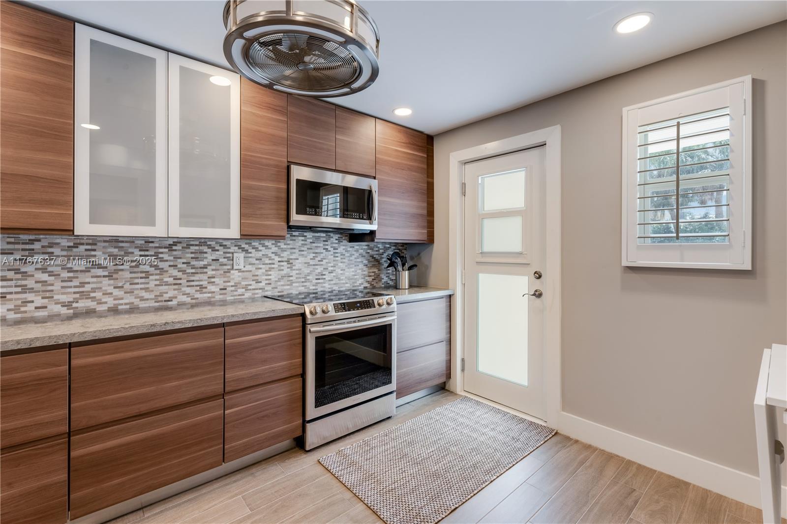 240 Galen Dr # 108