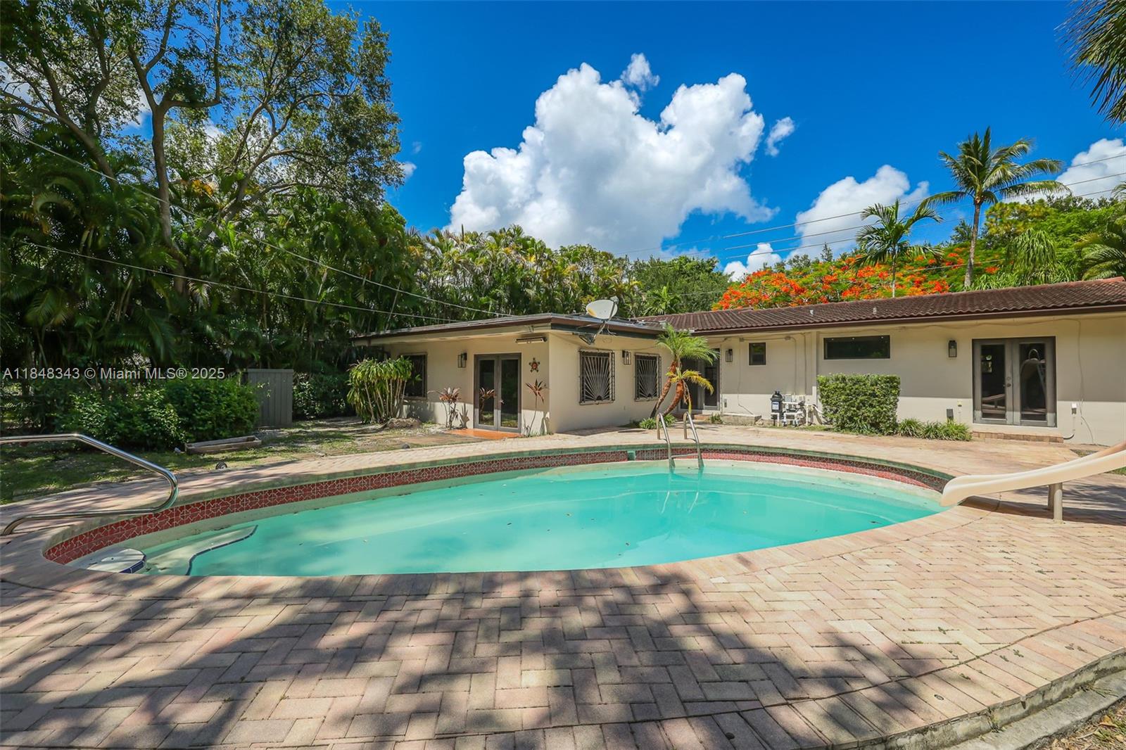 7620 SW 59th Ave