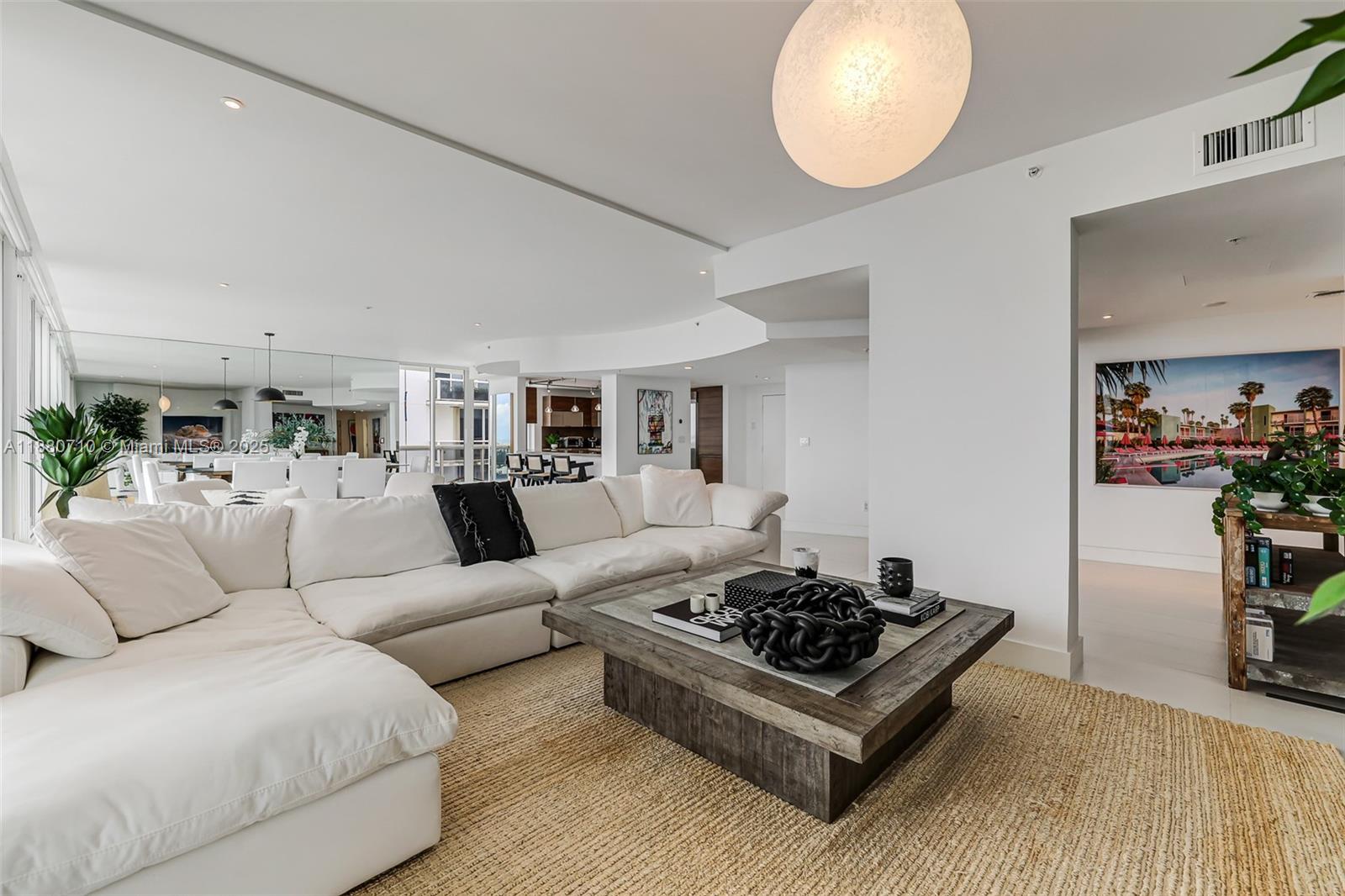 1900 Sunset Harbour Dr Unit: PH05