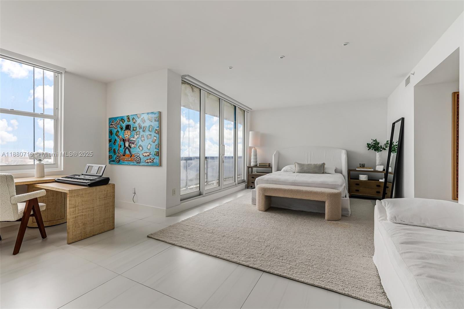 1900 Sunset Harbour Dr Unit: PH05