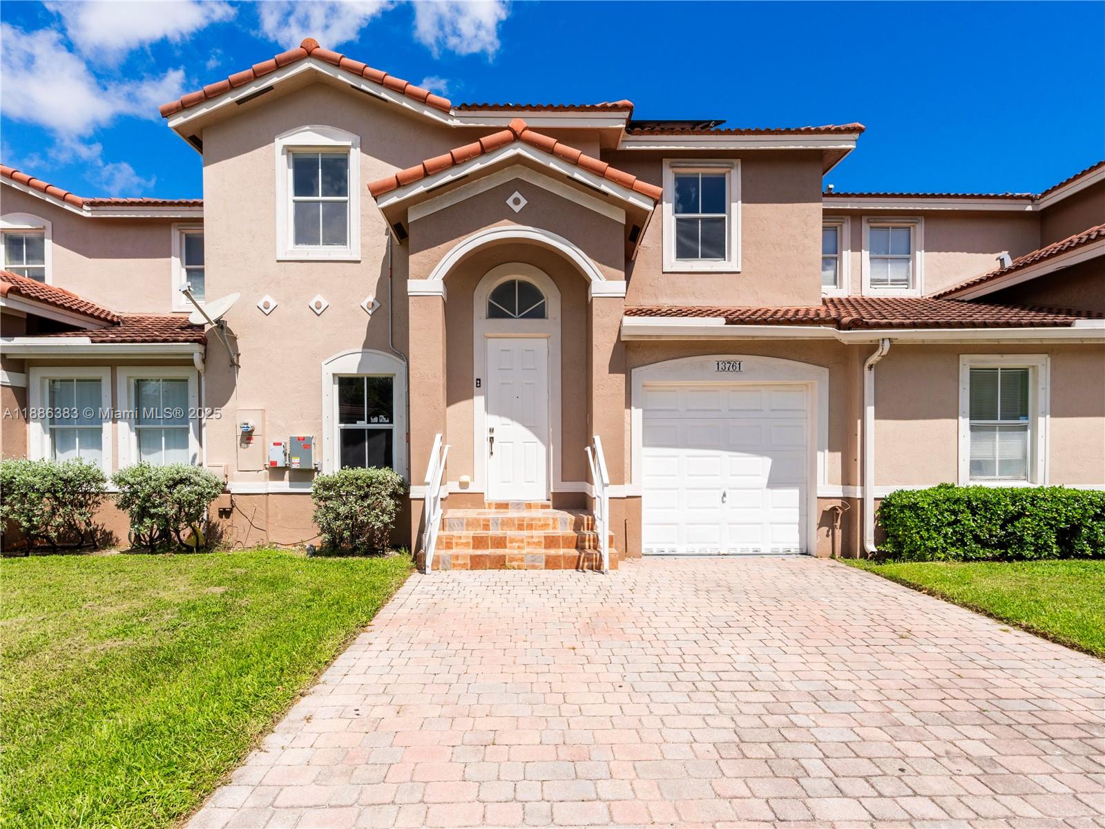 13761 SW 274th Ter