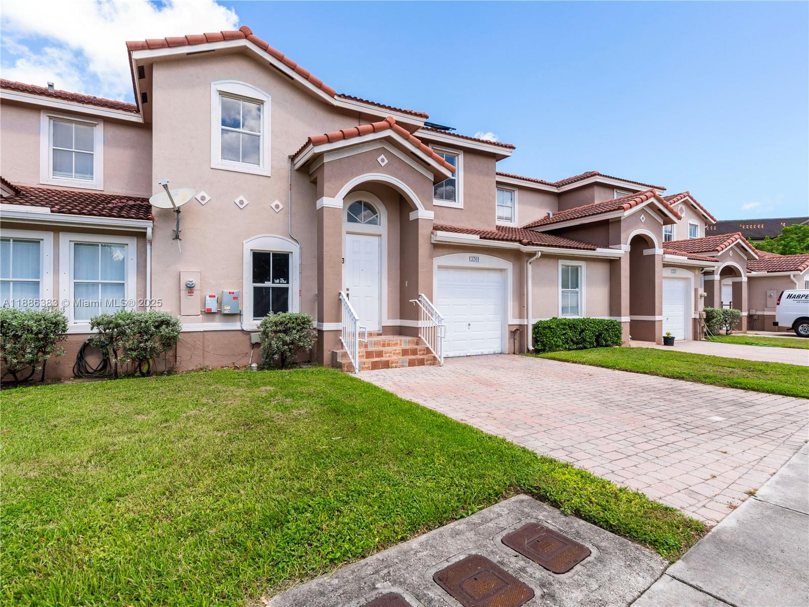 13761 SW 274th Ter