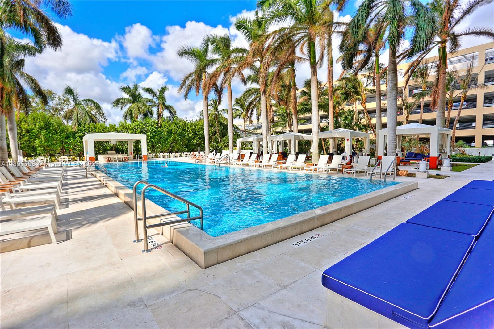 2627 S Bayshore Dr # 504